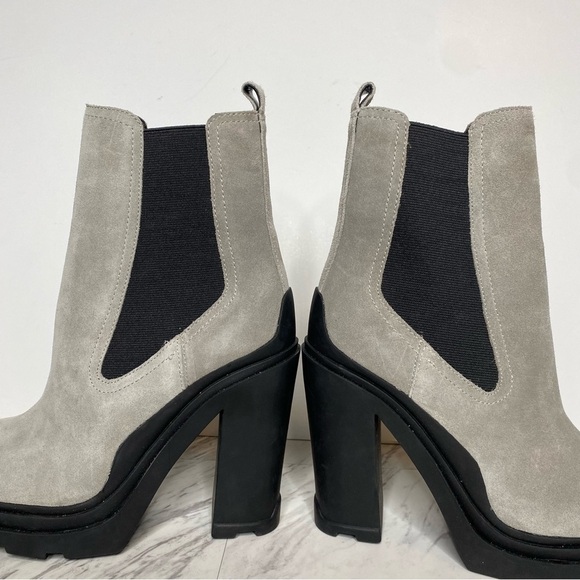 Marc Fisher Ramio Chelsea Gray Suede Heeled Chelsea Boot 7M - Picture 8 of 14